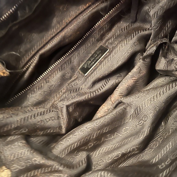 Prada purse - Picture 7 of 7